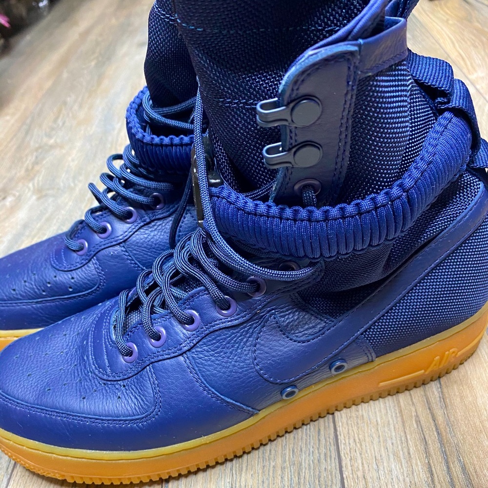 Air Force 1 High Navy / Gum